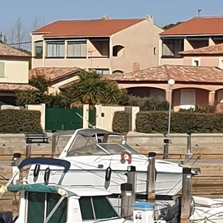 Studio Mezzanine vue port et mer La Londe-les-Maures Extérieur photo
