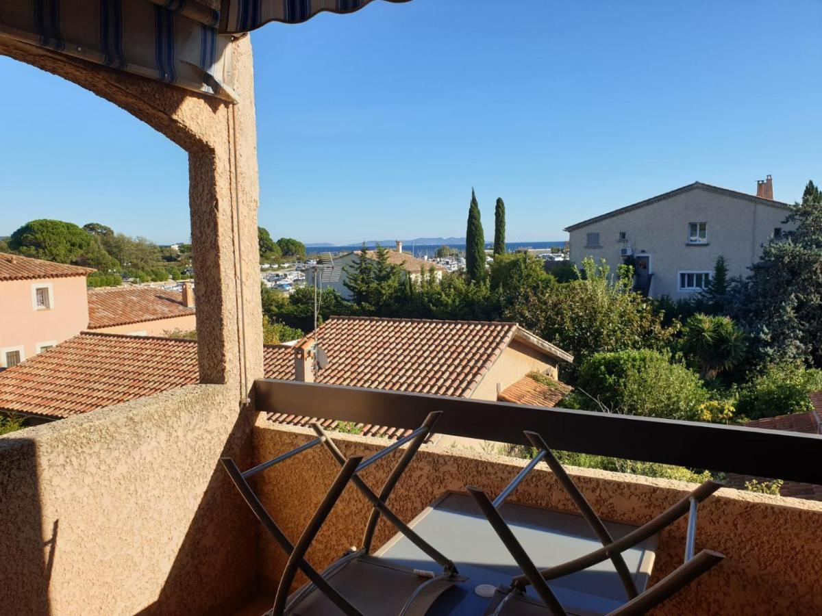 Mezzanine Vue Port Et Appartement La Londe-les-Maures